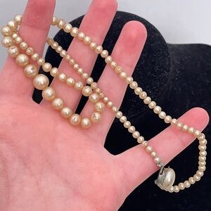 Vintage 60's JAPAN Faux Pearl GLASS Mermaid Core Cottage Classic Preppy Necklace